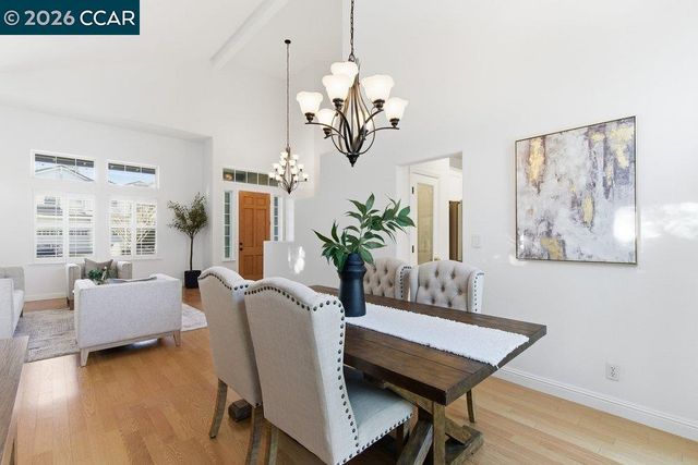 811 Vineyard Ct, Pleasant Hill, CA 94523