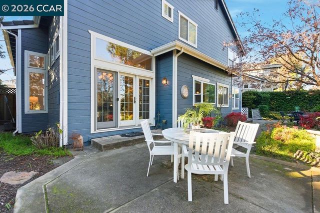 811 Vineyard Ct, Pleasant Hill, CA 94523