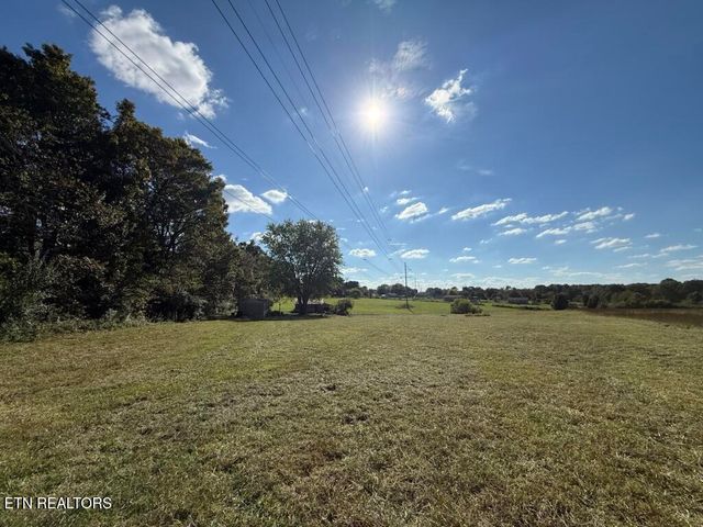 165 Keyes Rd, Crossville, TN 38571