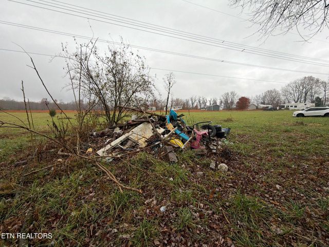 165 Keyes Rd, Crossville, TN 38571