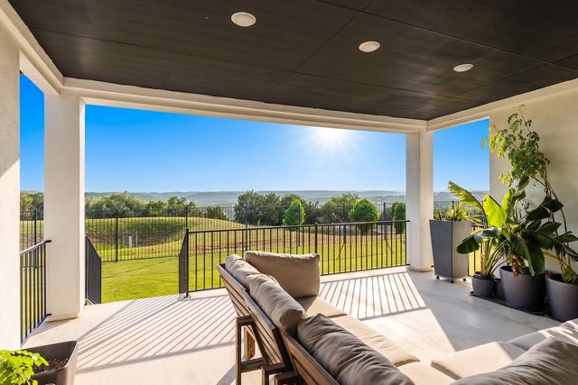 2717 Painted Sky BND, Leander, TX 78641