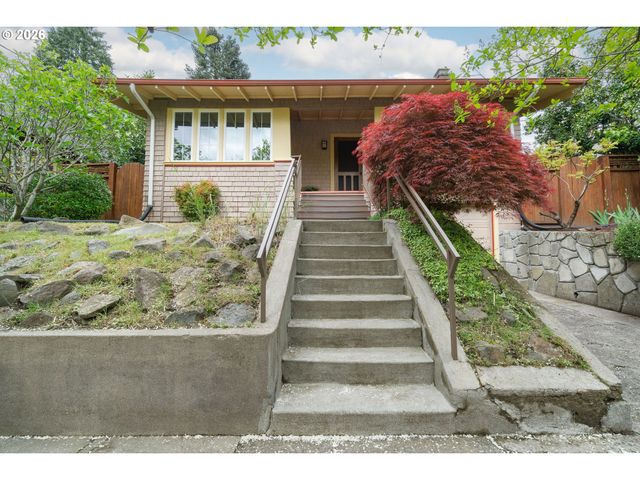 5823 Ne FLANDERS St, Portland, OR 97213