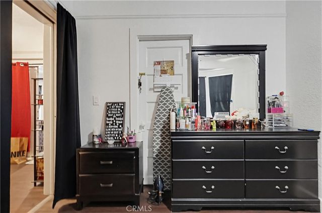 814 East 41st Street, Los Angeles, CA 90011