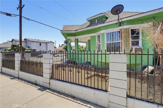 814 East 41st Street, Los Angeles, CA 90011