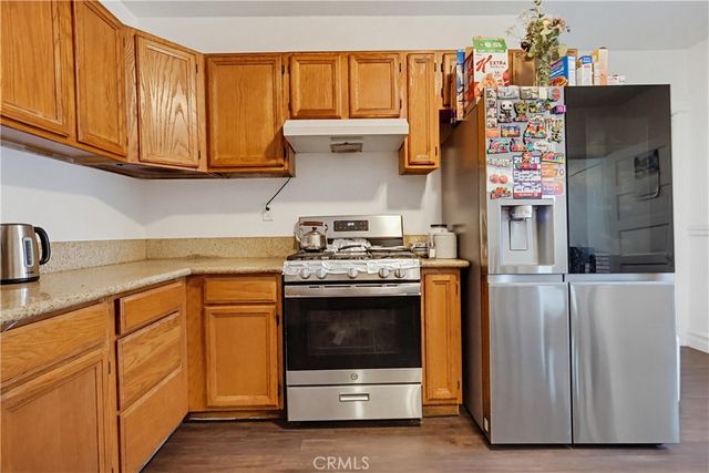 814 East 41st Street, Los Angeles, CA 90011