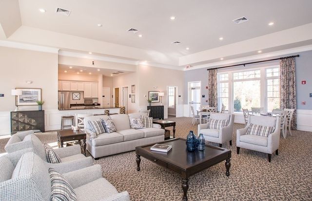 320 Martins Landing 511, North Reading, MA 01864