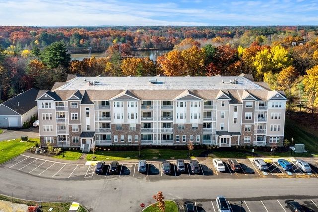320 Martins Landing 511, North Reading, MA 01864