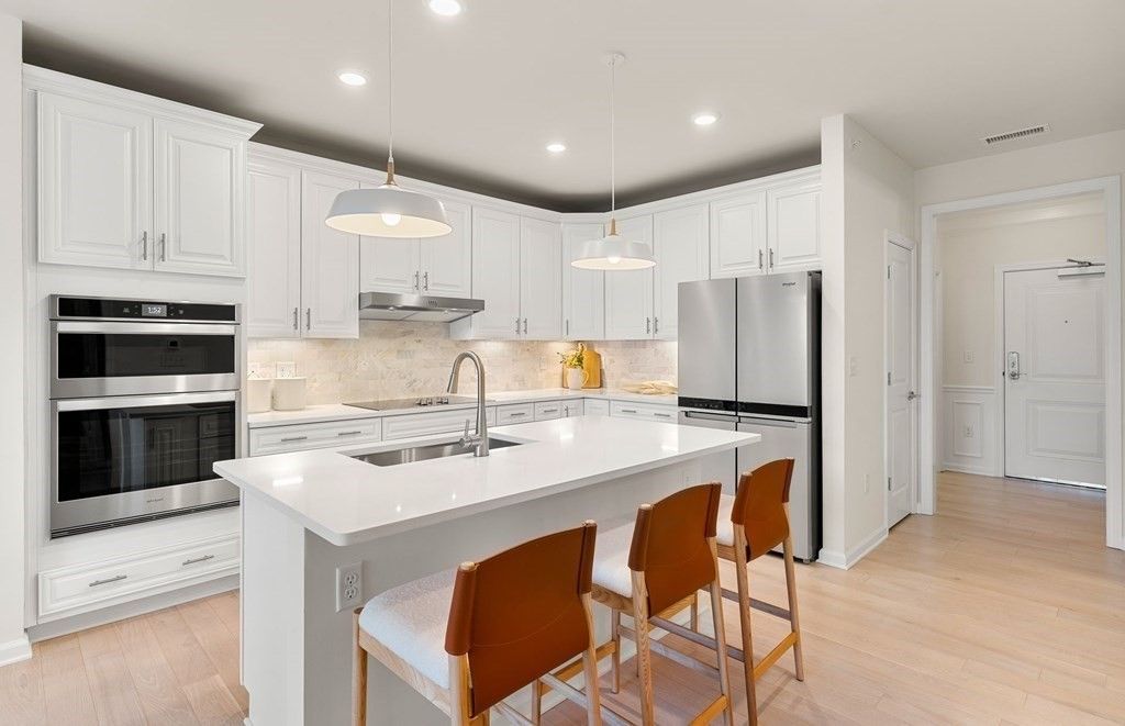 320 Martins Landing 511, North Reading, MA 01864