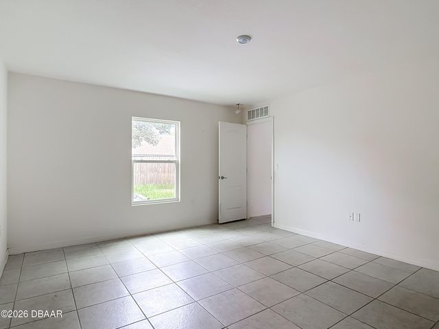 1123 Viking Drive, Port Orange, FL 32129