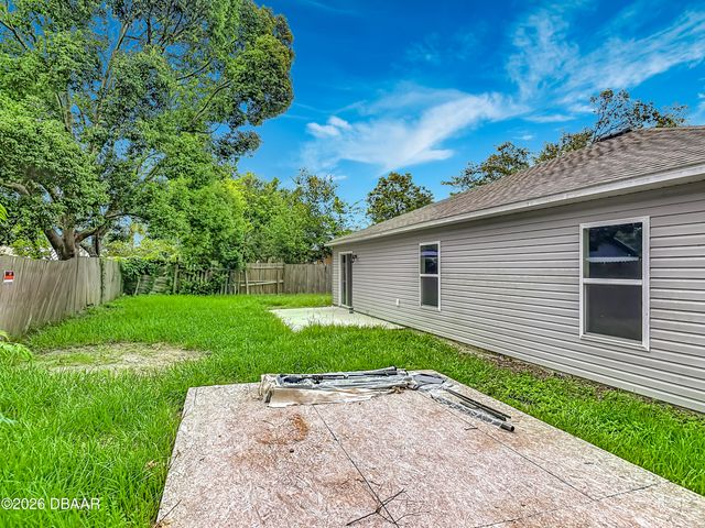 1123 Viking Drive, Port Orange, FL 32129
