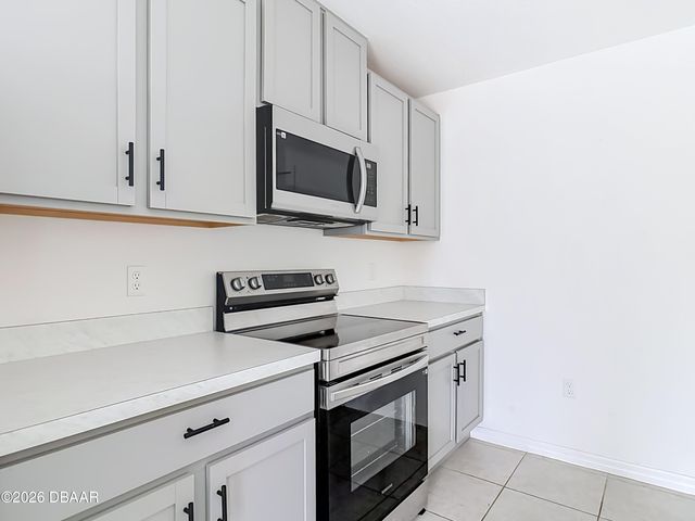 1123 Viking Drive, Port Orange, FL 32129