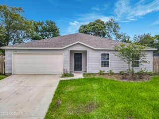 1123 Viking Drive, Port Orange, FL 32129