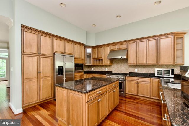 6411 VELLIETY LN, Springfield, VA 22152