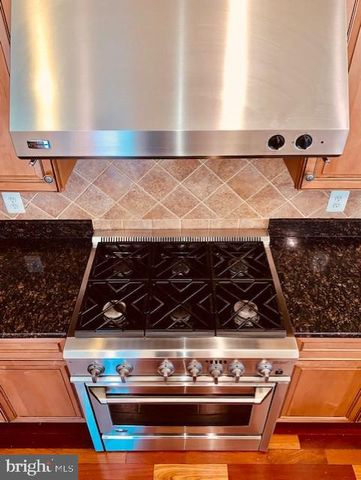 6411 VELLIETY LN, Springfield, VA 22152