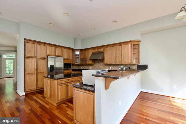 6411 VELLIETY LN, Springfield, VA 22152