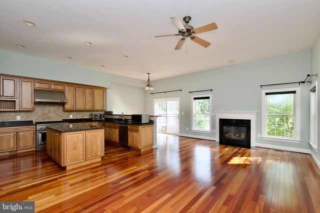 6411 VELLIETY LN, Springfield, VA 22152