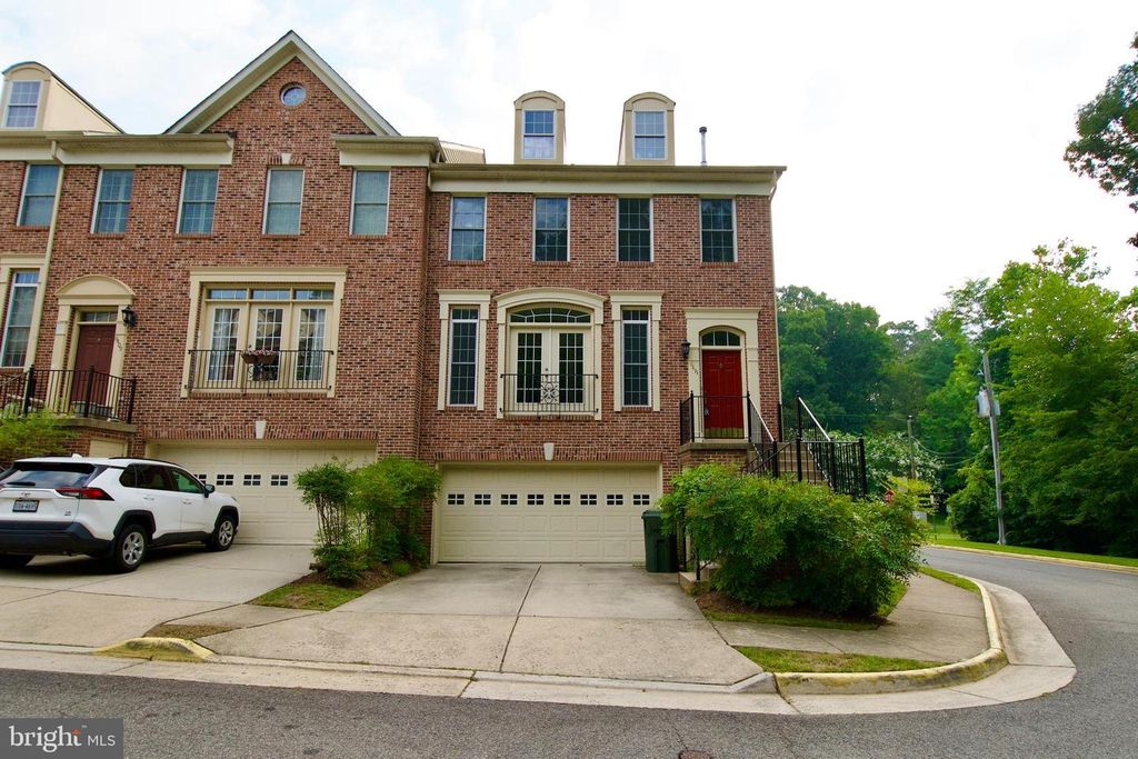 6411 VELLIETY LN, Springfield, VA 22152