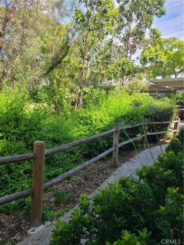 7620 Hollister Avenue 111, Santa Barbara, CA 93117