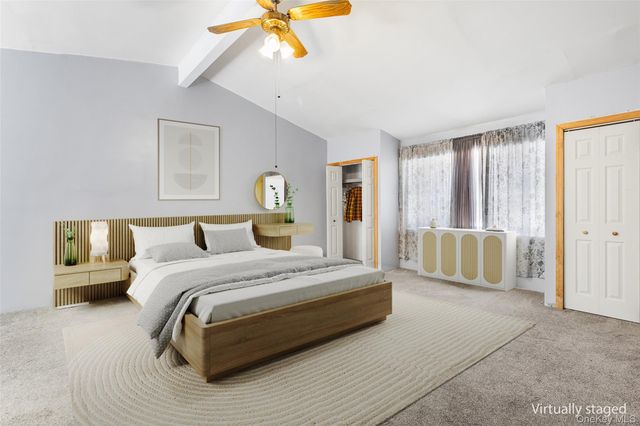 211 Oswego Avenue, Medford, NY 11763