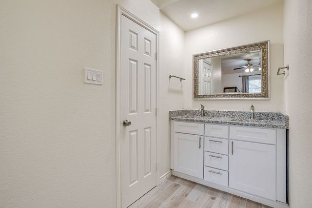 2135 Reverchon Drive, Arlington, TX 76017