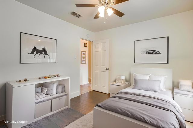 2135 Reverchon Drive, Arlington, TX 76017