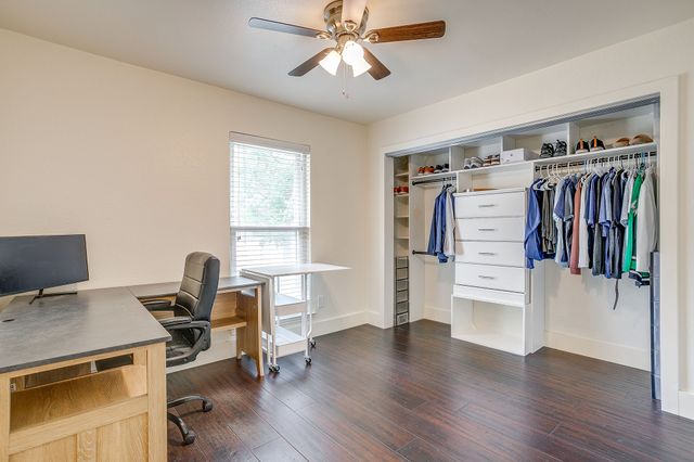 2135 Reverchon Drive, Arlington, TX 76017
