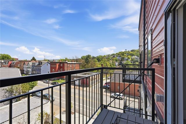 3809 Liberty Ave 403, Lawrenceville, PA 15201