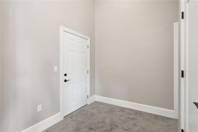 3809 Liberty Ave 403, Lawrenceville, PA 15201
