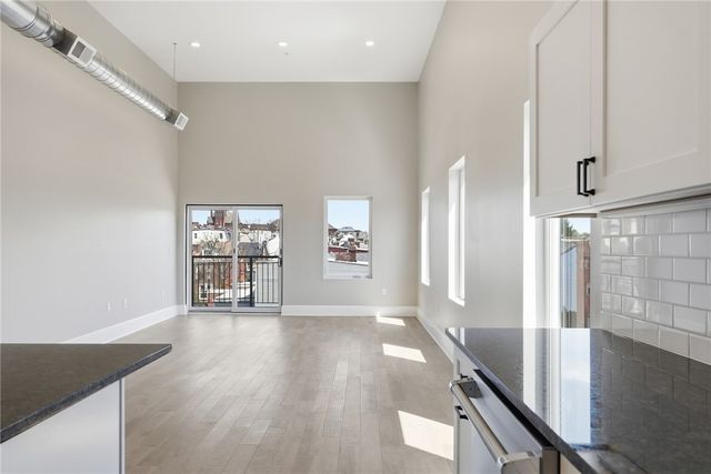 3809 Liberty Ave 403, Lawrenceville, PA 15201