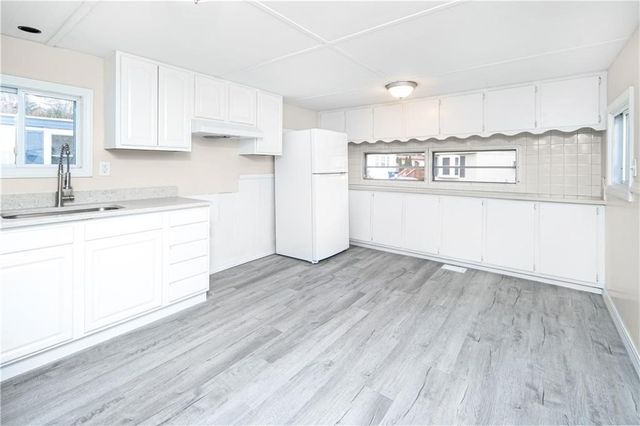 4 Lane 3 Lane, Coventry, RI 02816