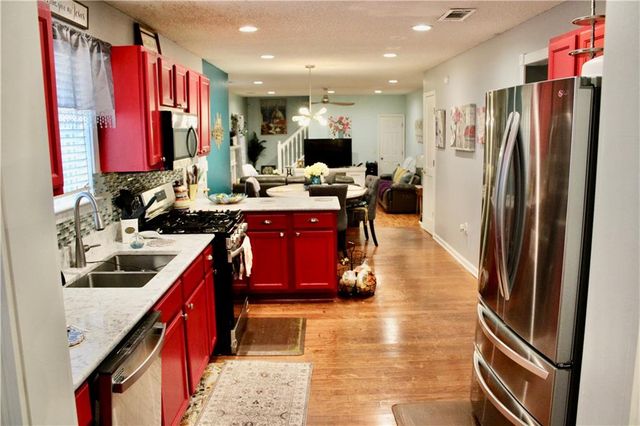 925 Reda Court, Mcdonough, GA 30253