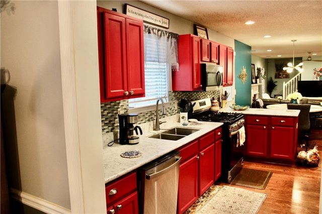 925 Reda Court, Mcdonough, GA 30253