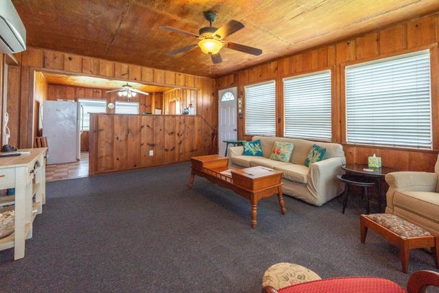 4018 3rd Street, Galveston, TX 77554