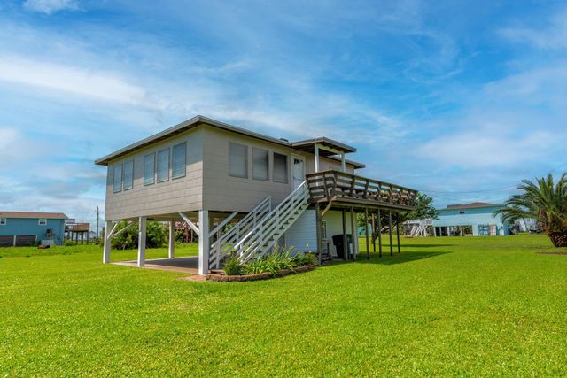 4018 3rd Street, Galveston, TX 77554