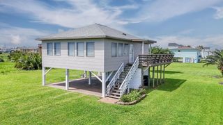 4018 3rd Street, Galveston, TX 77554