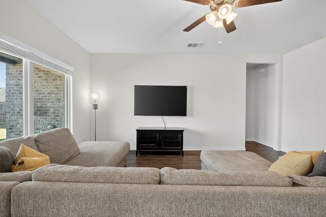 504 Overlook Drive, Royse City, TX 75189