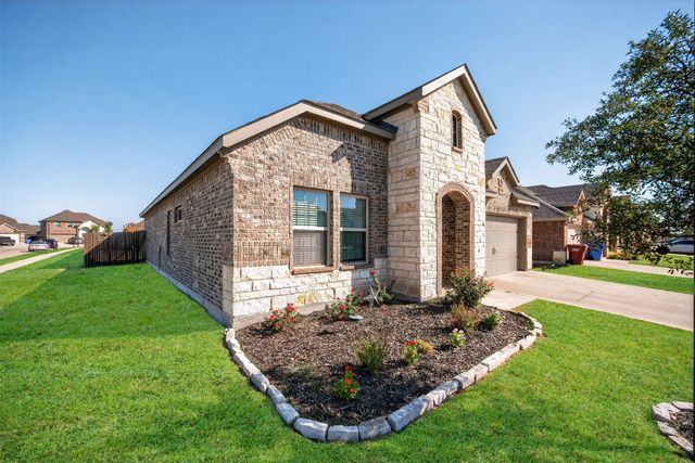 504 Overlook Drive, Royse City, TX 75189