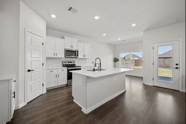 504 Overlook Drive, Royse City, TX 75189