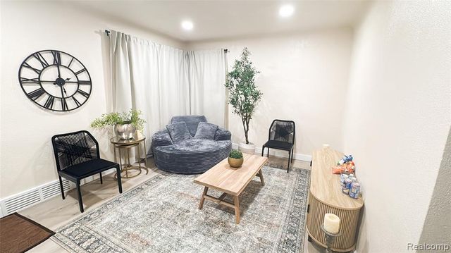 1338 Helen, Inkster, MI 48141