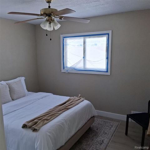 1338 Helen, Inkster, MI 48141