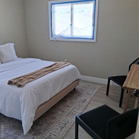 1338 Helen, Inkster, MI 48141