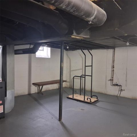 1338 Helen, Inkster, MI 48141