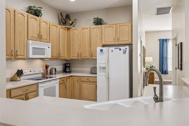 722 BRIGHTON DRIVE, Davenport, FL 33897