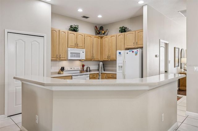 722 BRIGHTON DRIVE, Davenport, FL 33897