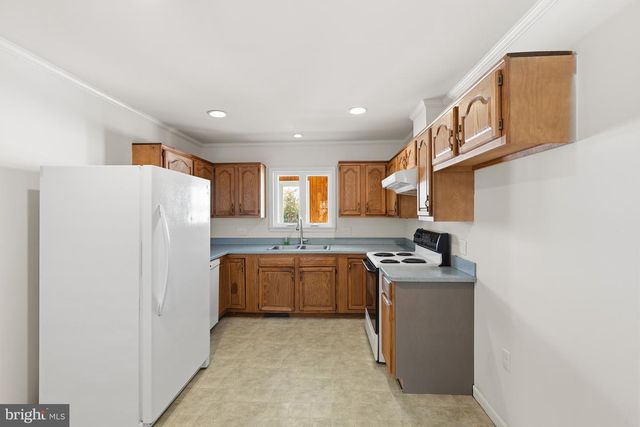 1763 HOLLY HILL RD, Milford, DE 19963