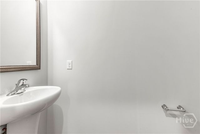 200 Brookline Drive, Savannah, GA 31407