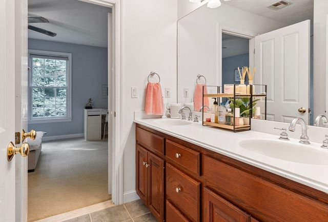 21 Hearthstone Road, Hopkinton, MA 01748