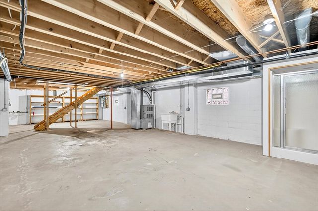 46 Davidson Avenue, Union Twp, PA 15038