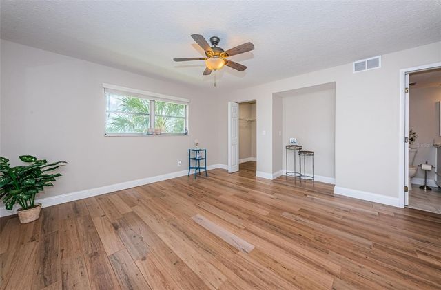 5157 SILENT LOOP 301, New Port Richey, FL 34652