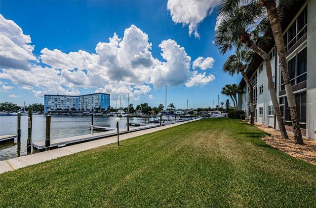 5157 SILENT LOOP 301, New Port Richey, FL 34652